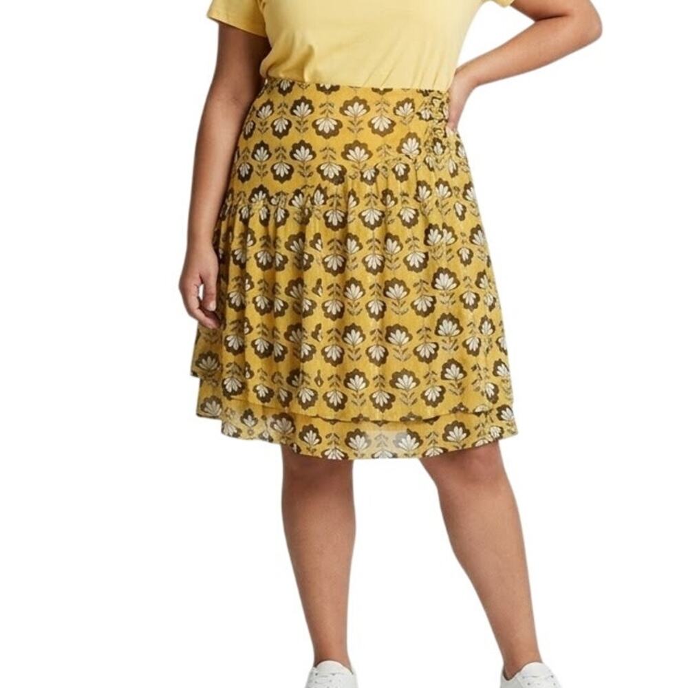 ELOQUII Mustard Floral Tiered Ruffle Mini Skirt Women's Size 24 Elastic Waist